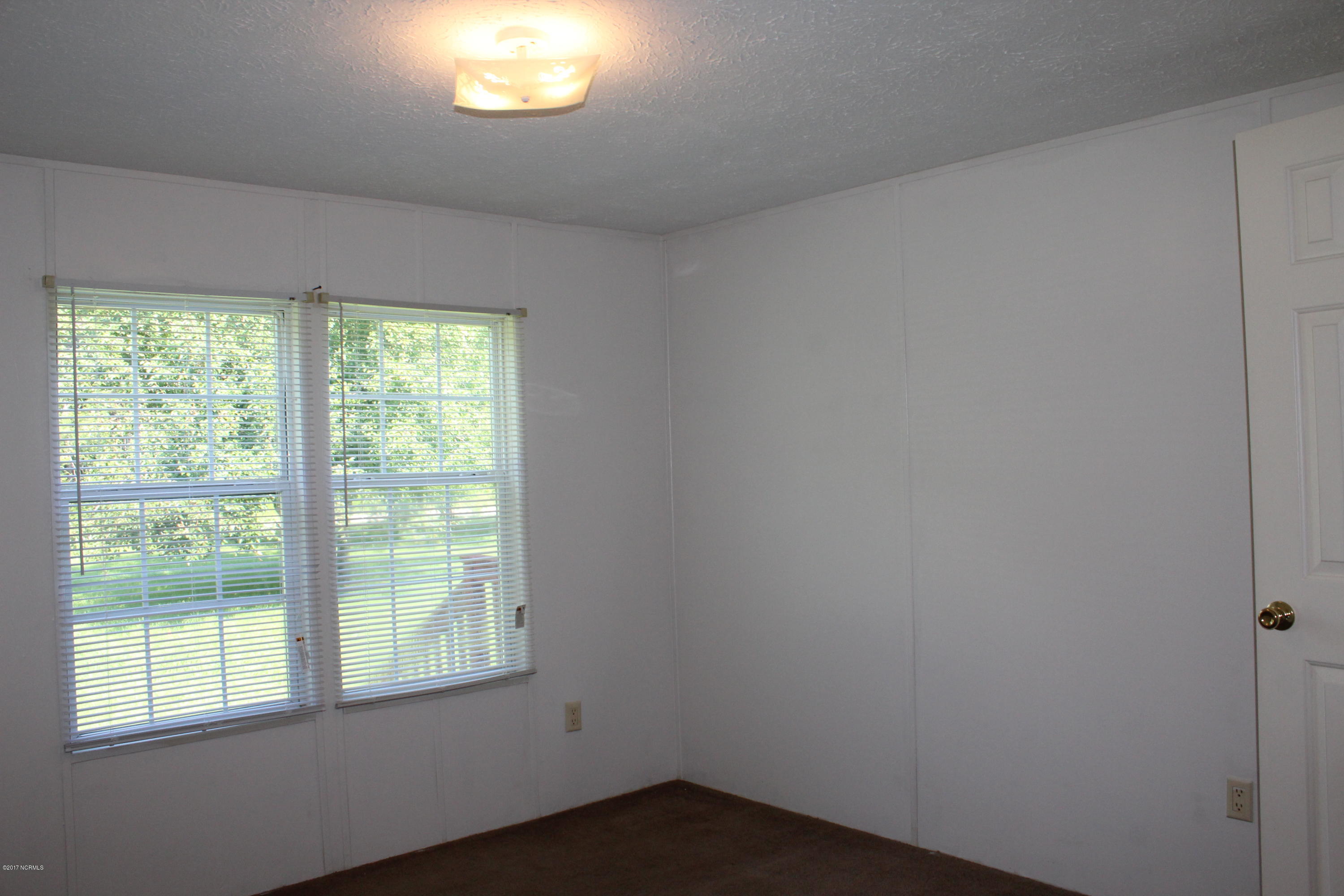 174 Beach Road Beaufort, NC 28516 - Photo 27 of 49 Bedroom 4