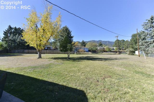 804 Cresta Road Colorado Springs, CO 80906 - Photo 18 of 24 Gallery Image 18