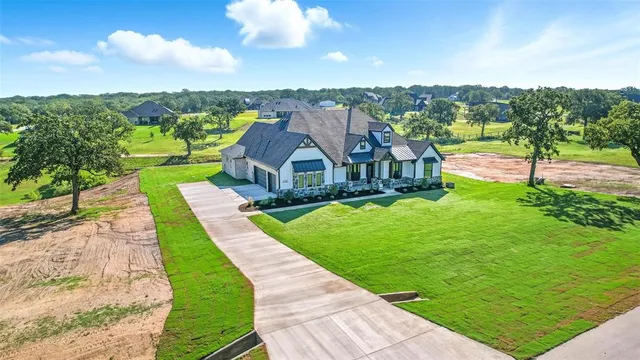 $899,900 | 112 La Paloma Way, Decatur, TX 76234