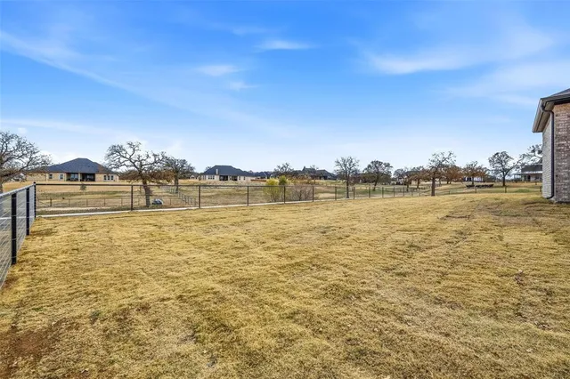 $899,900 | 112 La Paloma Way, Decatur, TX 76234