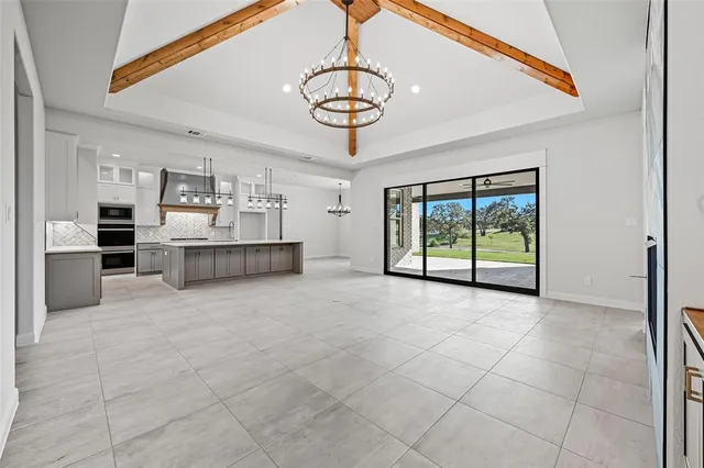 $899,900 | 112 La Paloma Way, Decatur, TX 76234