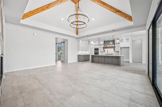 $899,900 | 112 La Paloma Way, Decatur, TX 76234