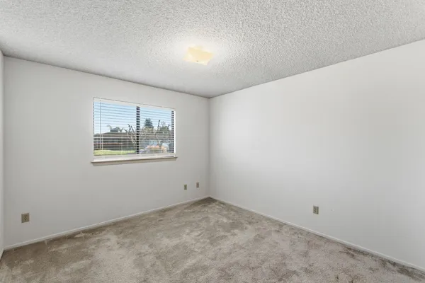 $405,000 | 1345 Robinson Avenue, Clovis, CA 93727