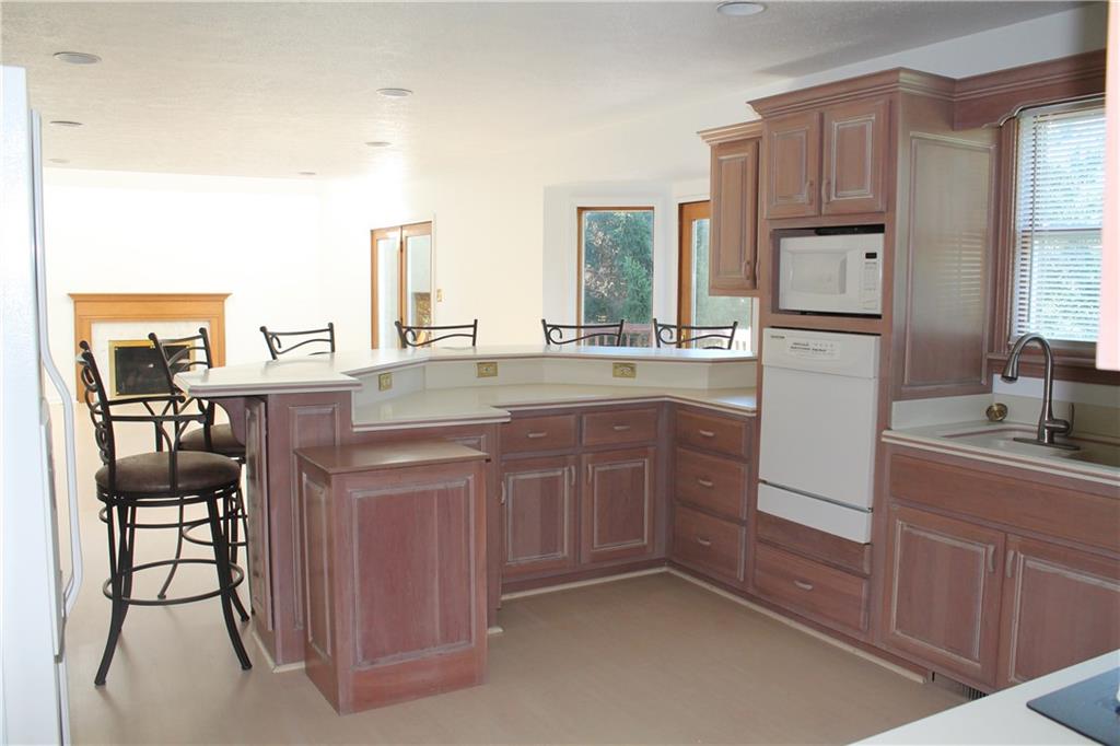 480 Sanitarium Road Washington, PA 15301 - Photo 4 of 21 Gallery Image 4
