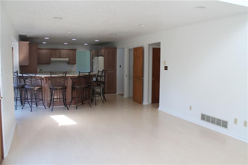 480 Sanitarium Road Washington, PA 15301 - Photo 6 of 21 Gallery Image 6