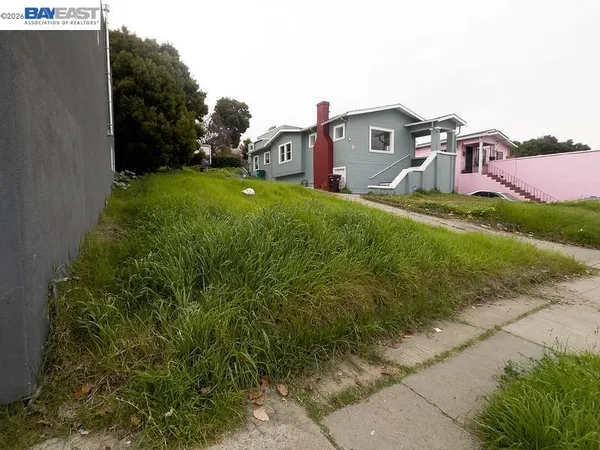 $75,000 | Macarthur Boulevard, Oakland, CA 94605