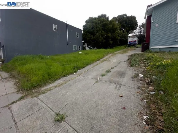$75,000 | Macarthur Boulevard, Oakland, CA 94605