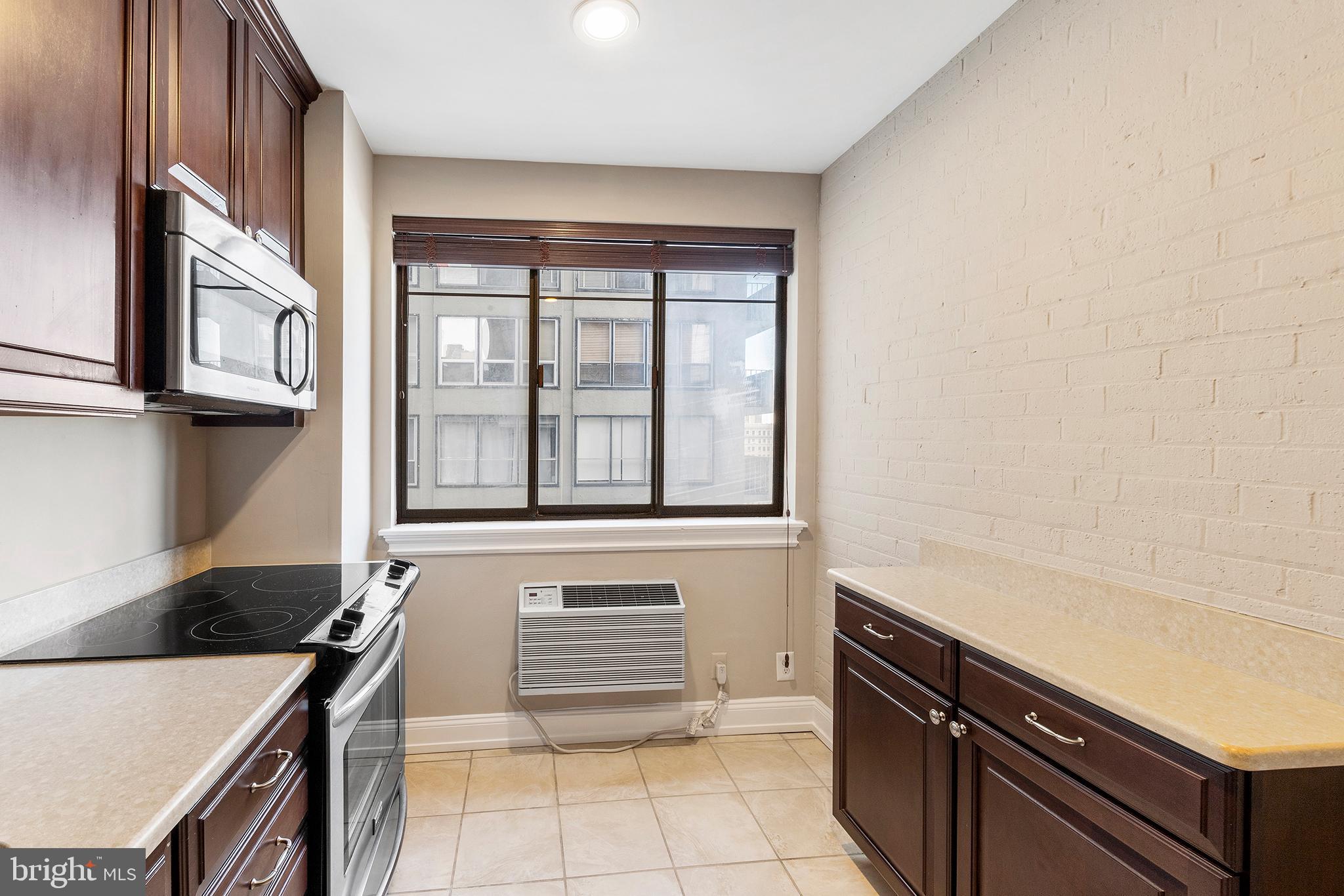 222 West Rittenhouse Square, Unit 1605 Philadelphia, PA 19103 - Photo 11 of 30