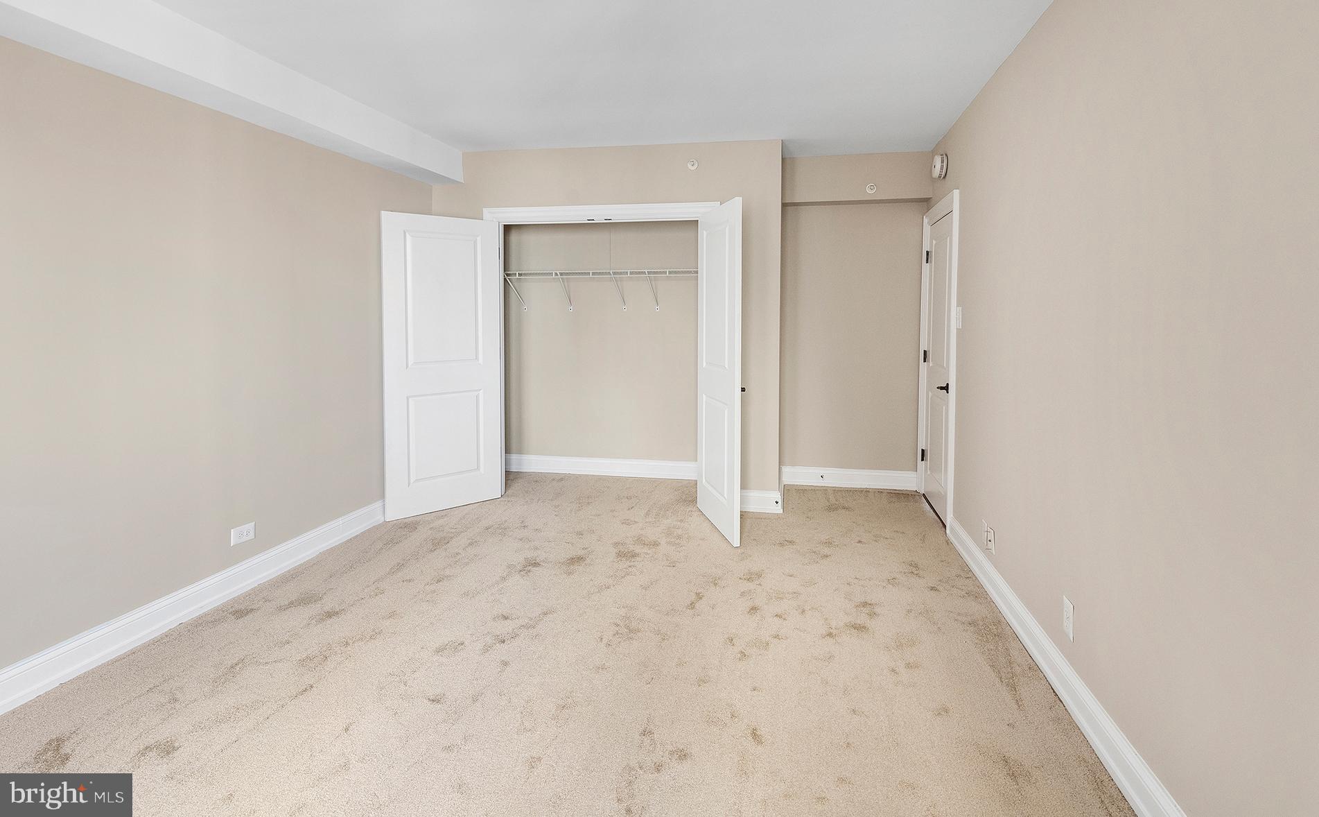 222 West Rittenhouse Square, Unit 1605 Philadelphia, PA 19103 - Photo 7 of 30