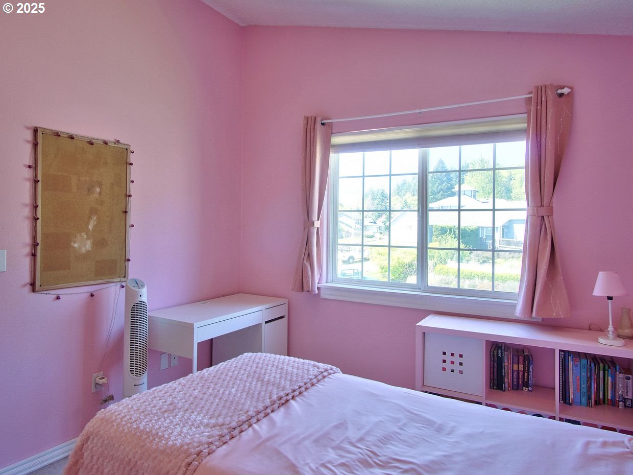 800 Northwest Magnolia Street Camas, WA 98607 - Photo 39 of 48 Bedroom