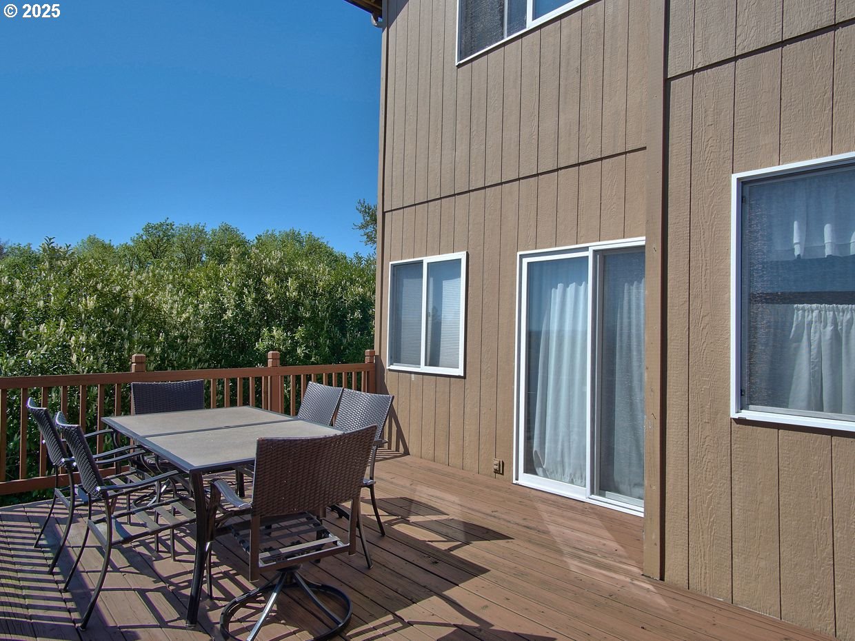 800 Northwest Magnolia Street Camas, WA 98607 - Photo 46 of 48 Gallery Image 46
