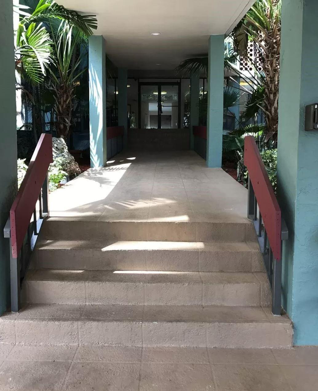 4222 Inverrary Boulevard, Unit 4413 Lauderhill, FL 33319 - Photo 2 of 34 Entrance to Building
