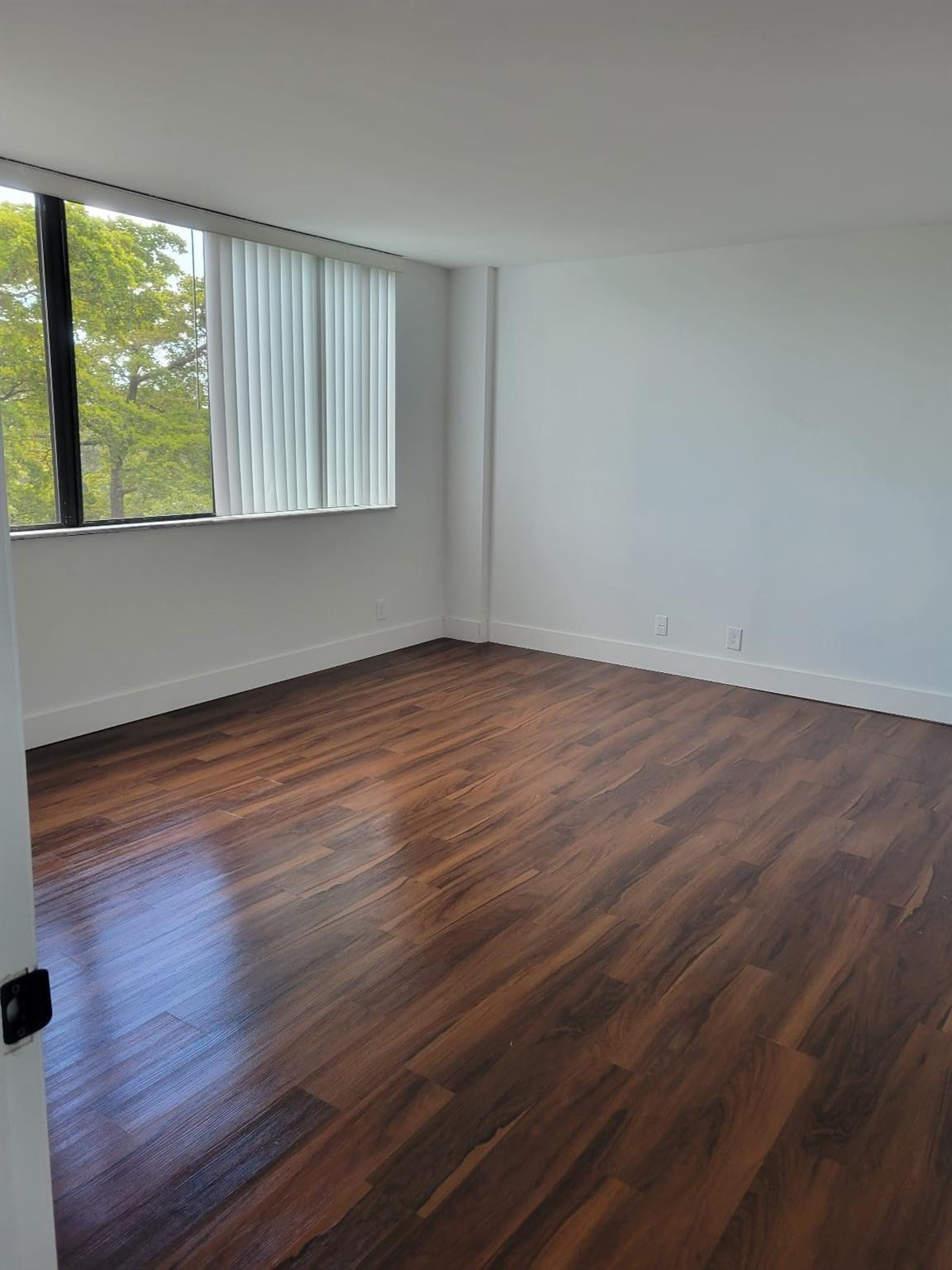 4222 Inverrary Boulevard, Unit 4413 Lauderhill, FL 33319 - Photo 22 of 34 Master bedroom