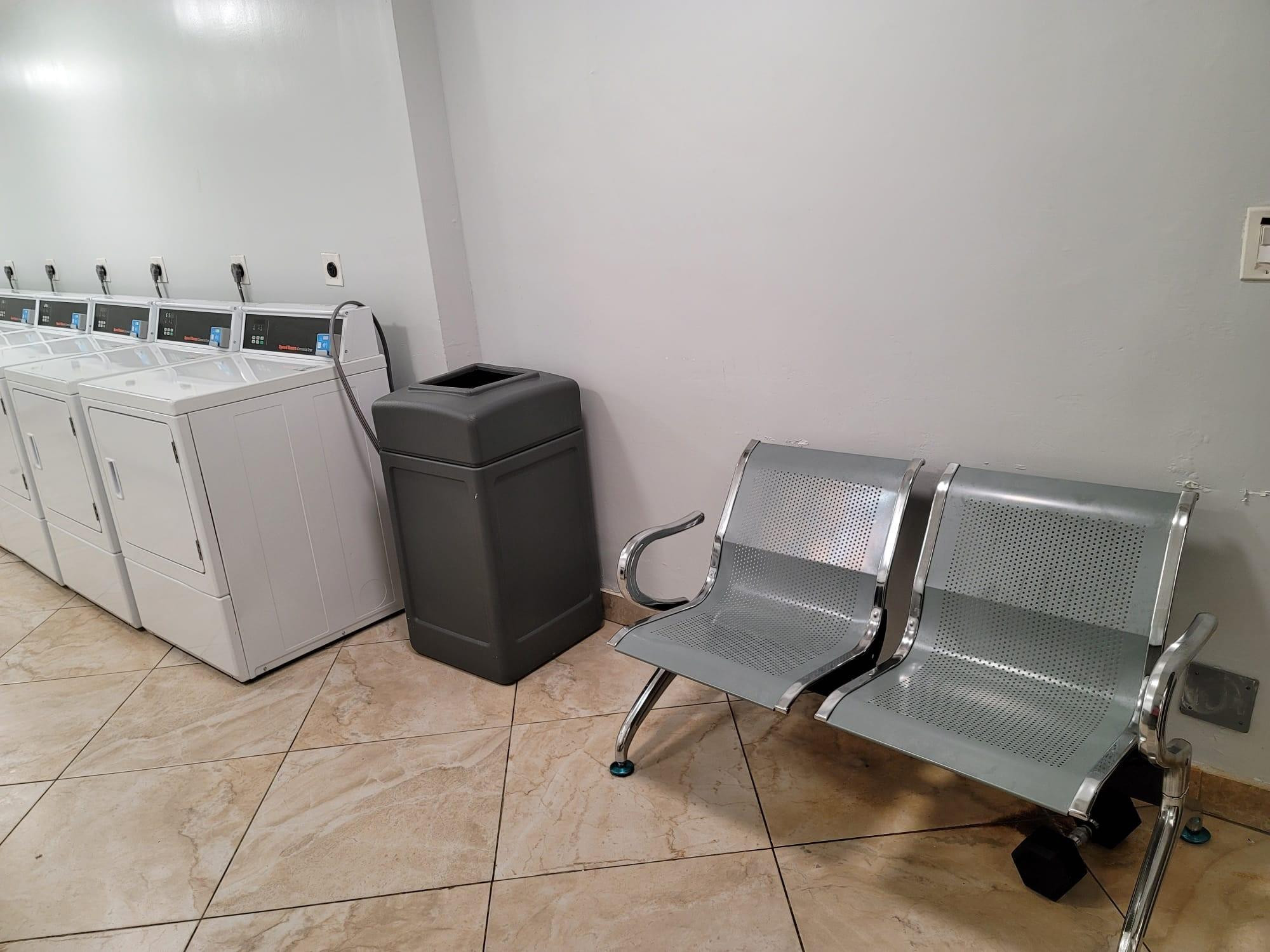 4222 Inverrary Boulevard, Unit 4413 Lauderhill, FL 33319 - Photo 31 of 34 Laundry room