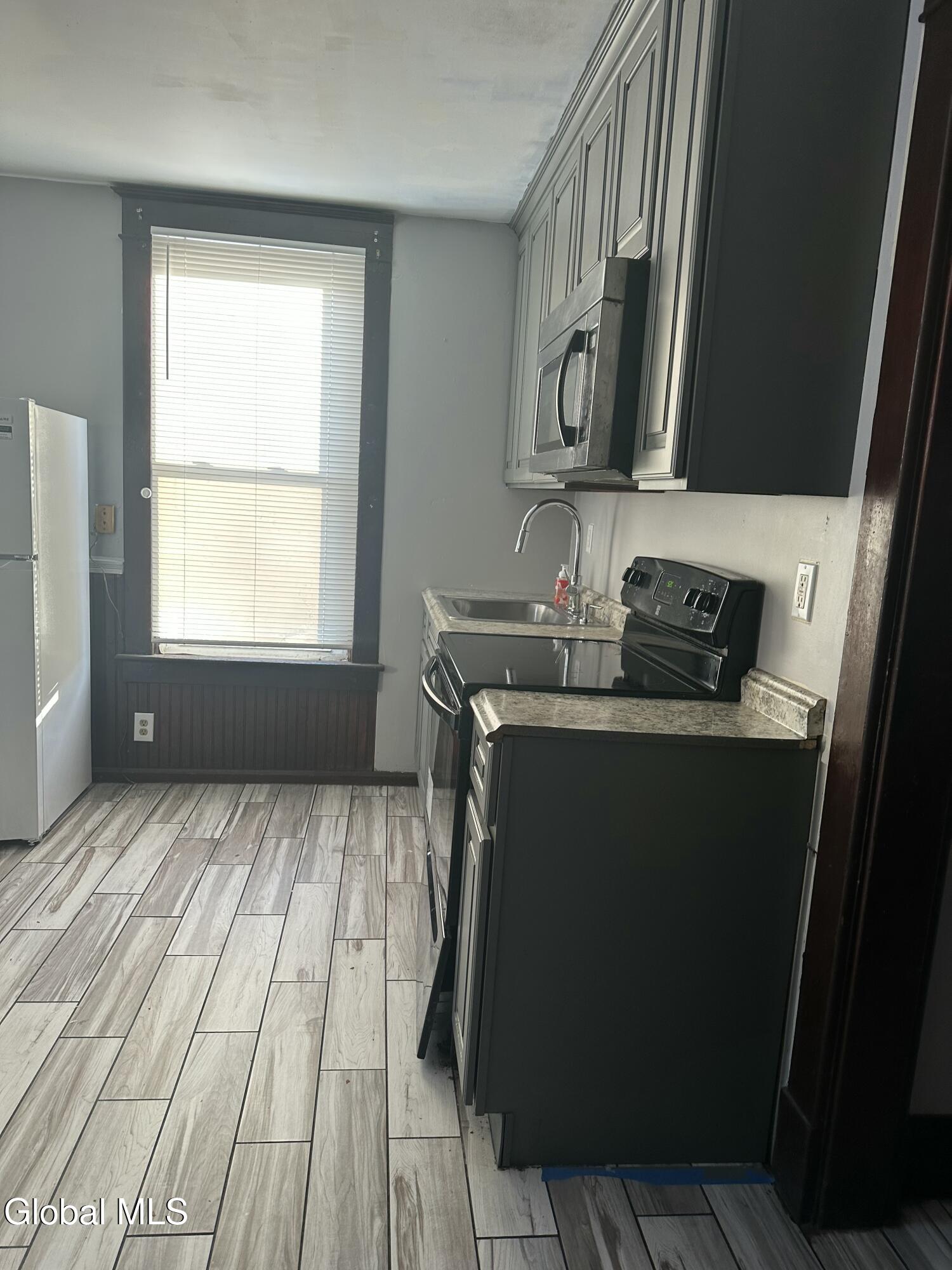 312 5th Avenue, Unit 1 Troy, NY 12182 - Photo 13 of 23 IMG_6688(1)