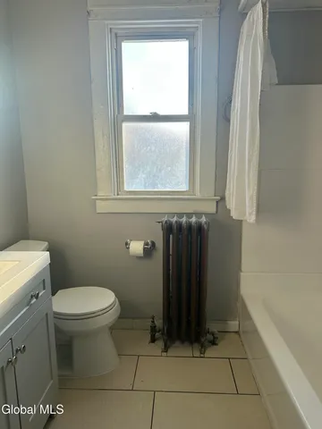 $1,800 | 312 5th Avenue, Unit 1, Troy, NY 12182