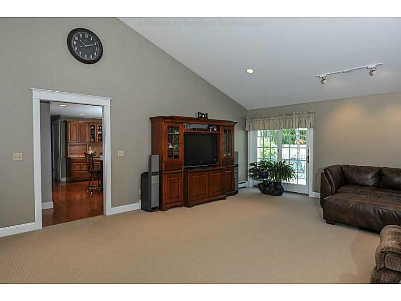 168 Carding Machine Road Bowdoinham, ME 04008 - Photo 14 of 32 Living Room.