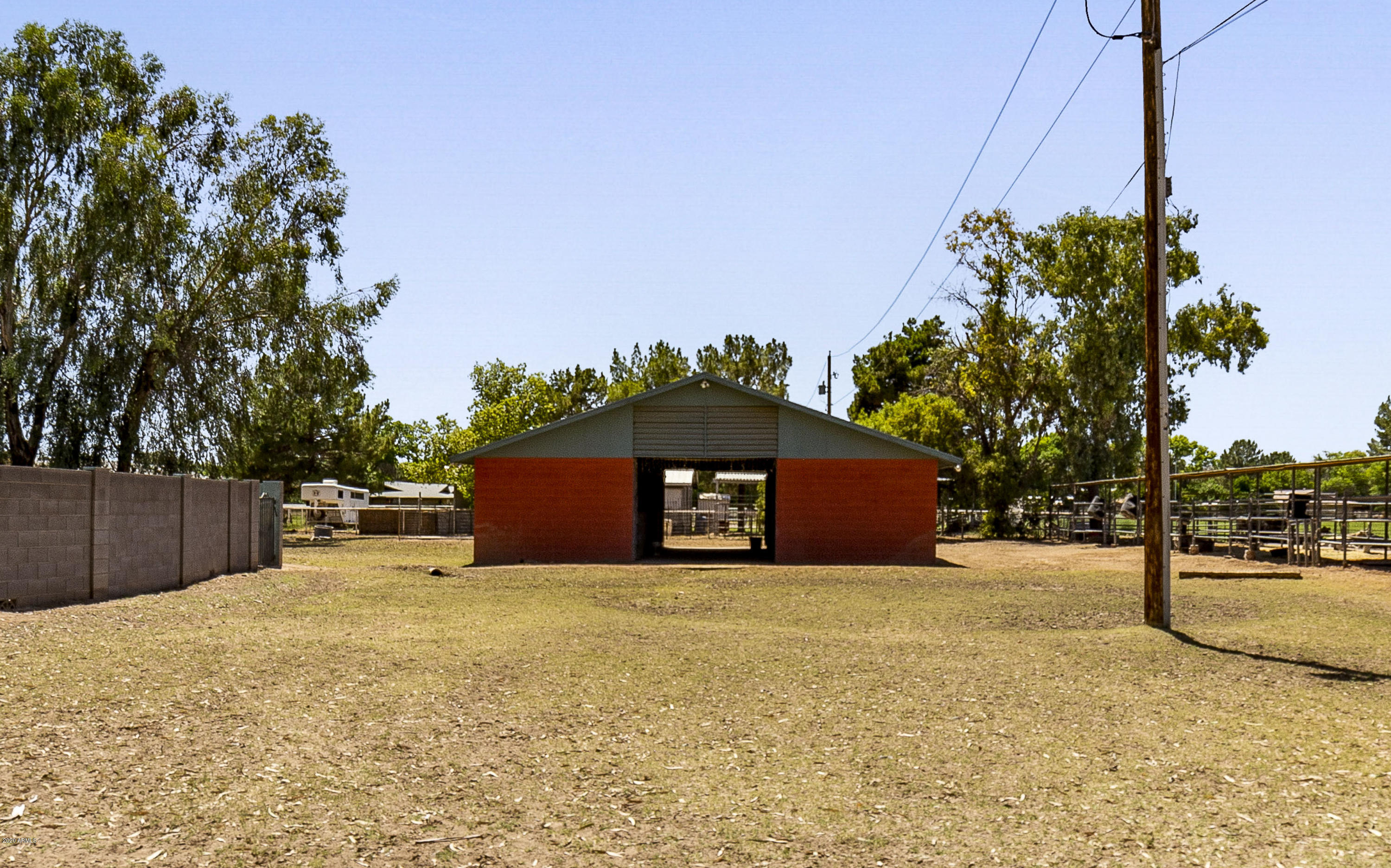 16838 South Higley Road Gilbert, AZ 85295 - Photo 29 of 50 Block Barn