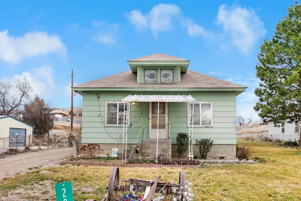 $380,000 | 28572 Hyde Street, Bruneau, ID 83604