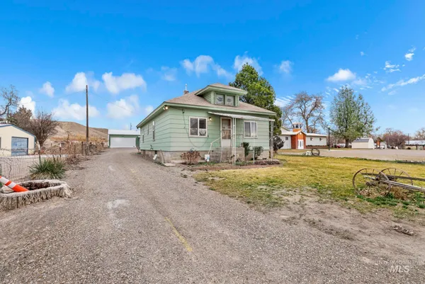 $380,000 | 28572 Hyde Street, Bruneau, ID 83604