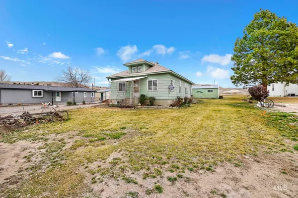 $380,000 | 28572 Hyde Street, Bruneau, ID 83604