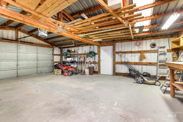 $380,000 | 28572 Hyde Street, Bruneau, ID 83604