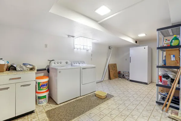 $380,000 | 28572 Hyde Street, Bruneau, ID 83604