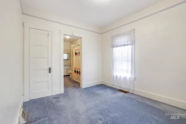 $380,000 | 28572 Hyde Street, Bruneau, ID 83604