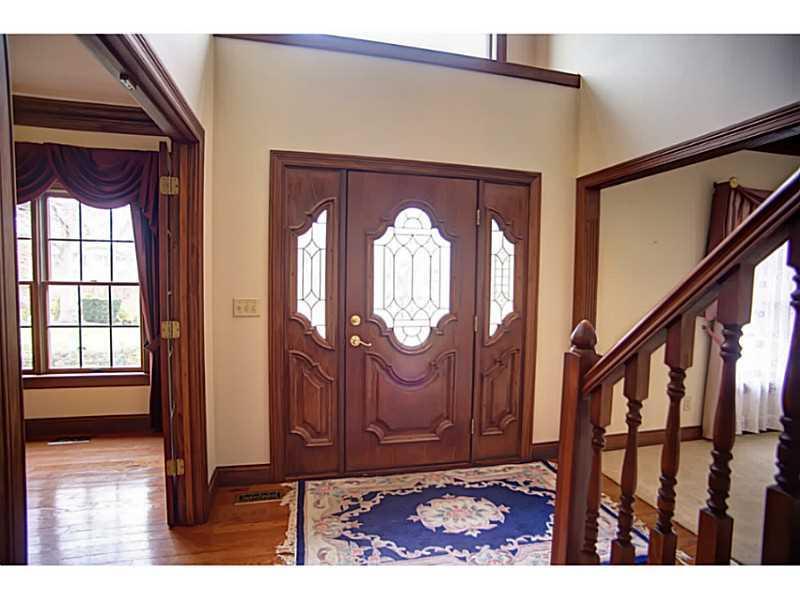 3783 South Eva Springfield, OH 45504 - Photo 3 of 25 Gallery Image 3