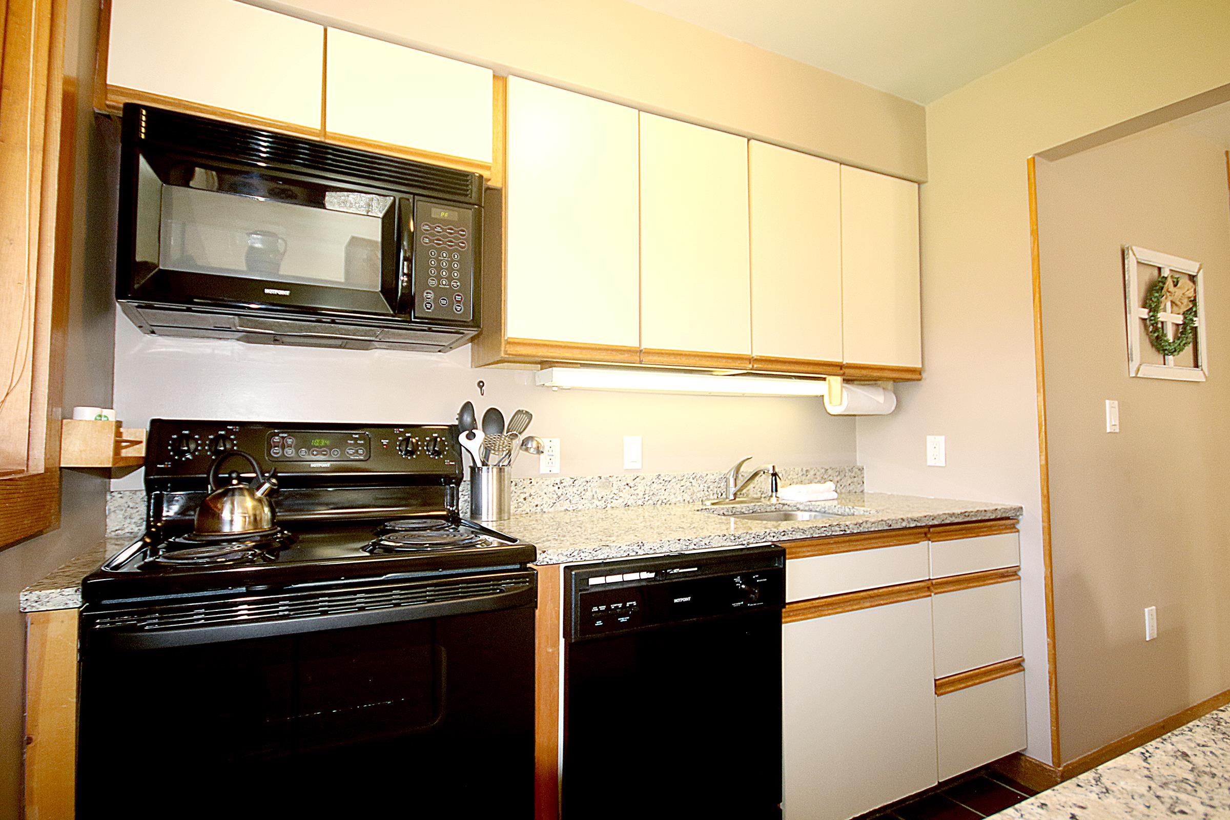 536 East Mountain Road, Unit 79 Killington, VT 05751 - Photo 13 of 16 Gallery Image 13