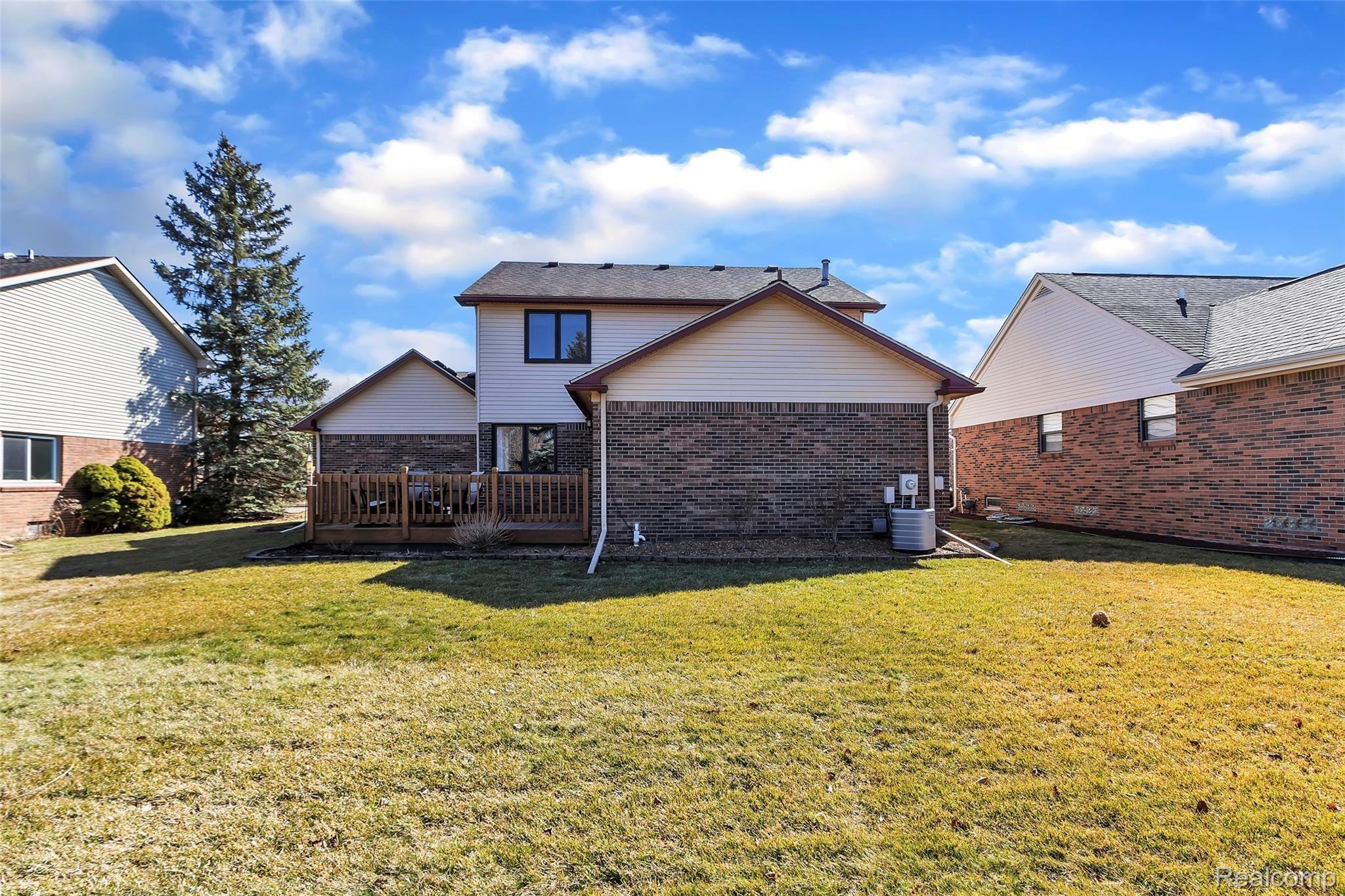 45754 Hanford Road Canton, MI 48187 - Photo 35 of 45 35.jpg