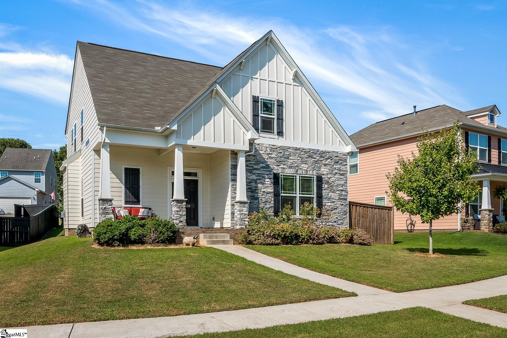 28 Arnold Mill Road Simpsonville, SC 29680 - Photo 2 of 32 Gallery Image 2