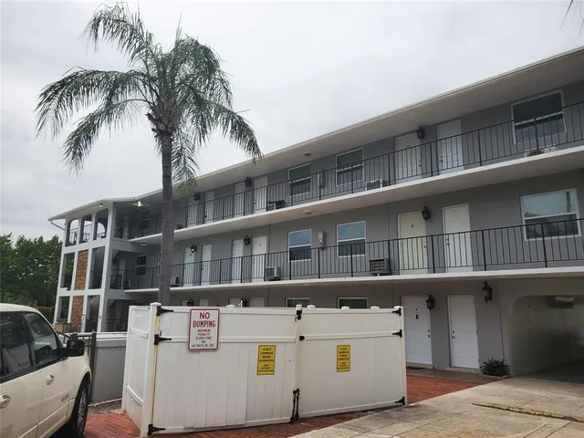 $219,000 | 1021 Northeast 24th Avenue, Unit 30, Pompano Beach, FL 33062