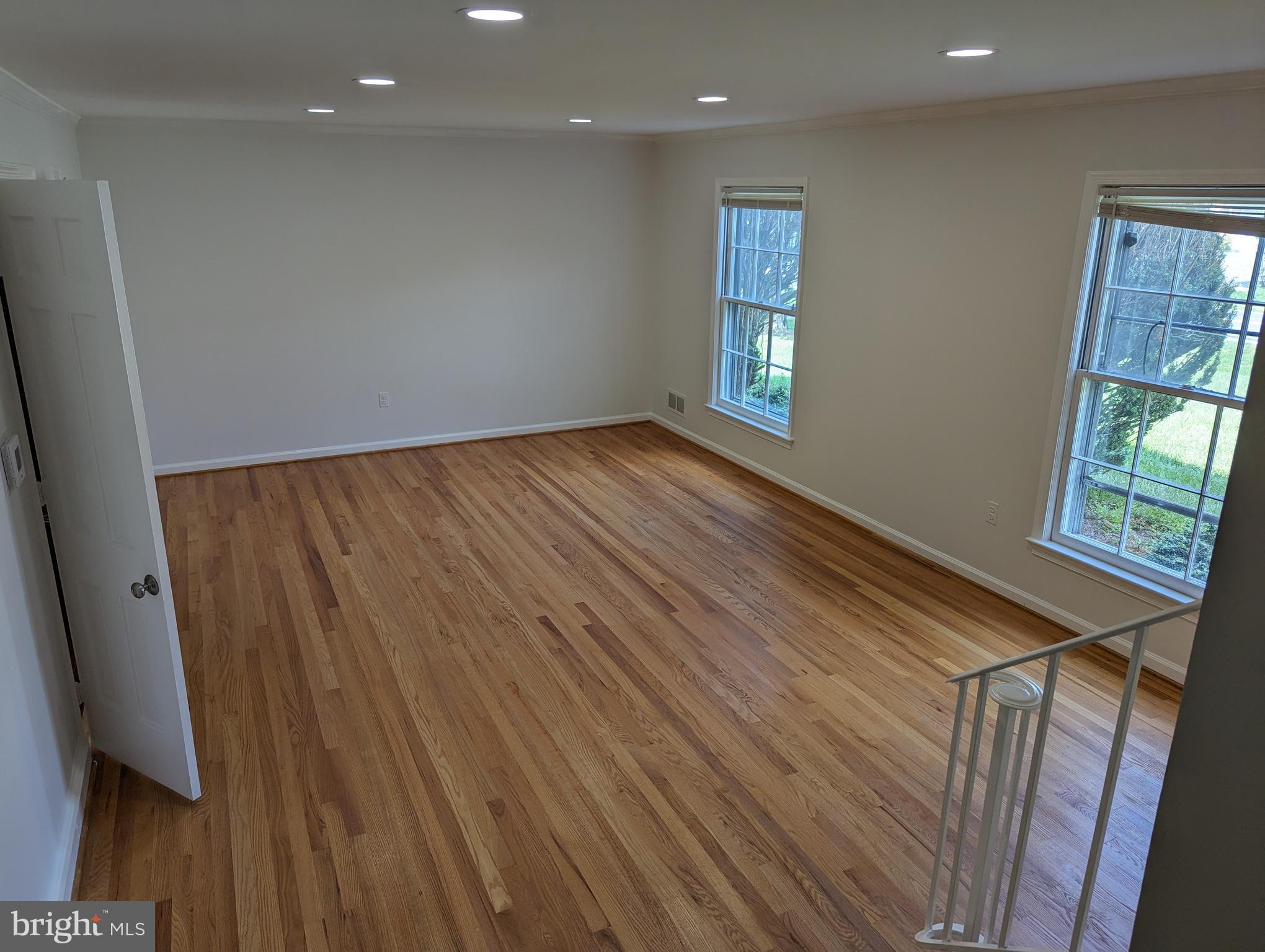 14112 Rippling Brook Drive Silver Spring, MD 20906 - Photo 7 of 30 step down living room