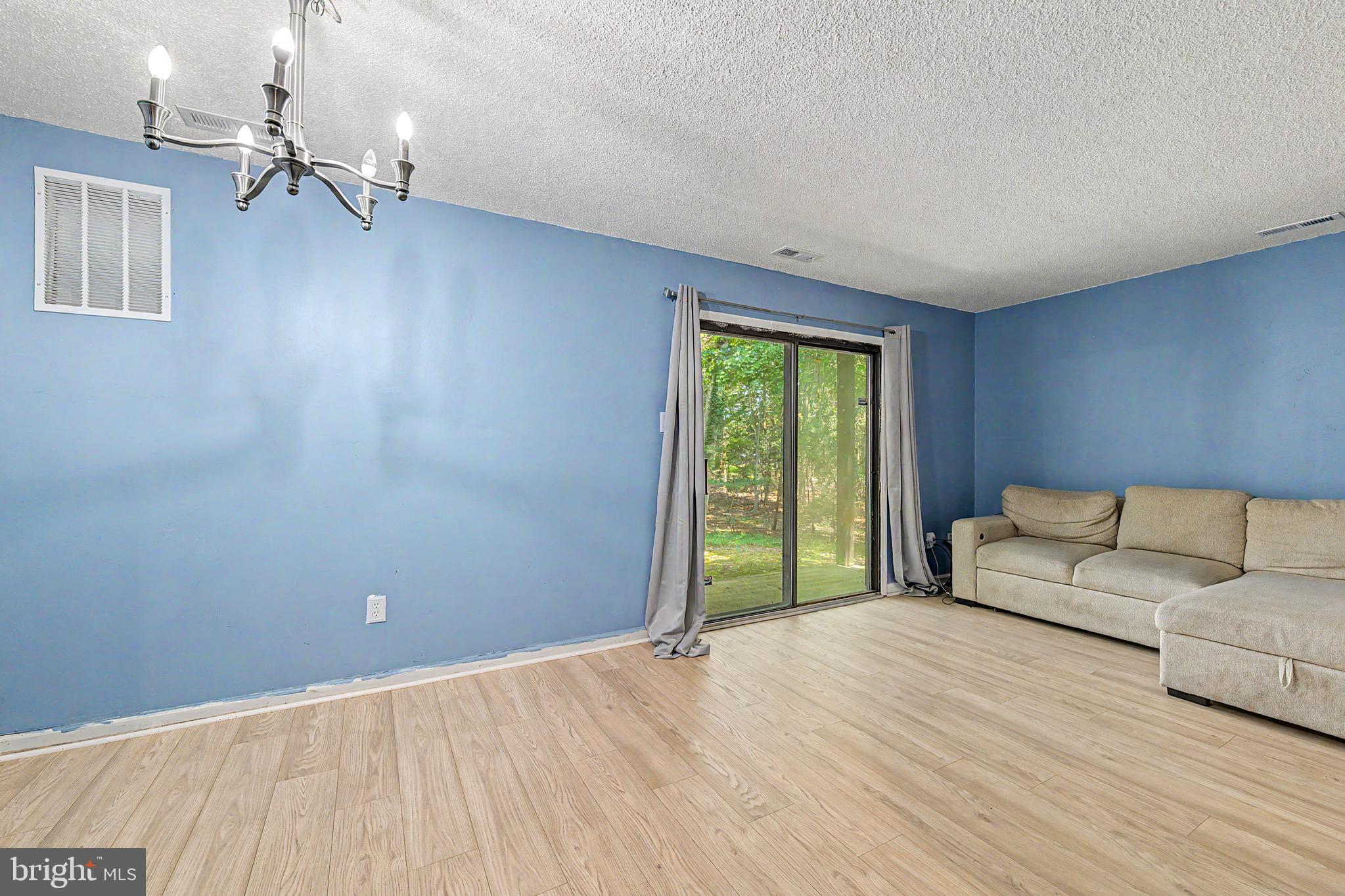 13 Stratton Court Absecon, NJ 08205 - Photo 5 of 17