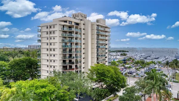 $10,000 | 2575 South Bayshore Drive, Unit 4A, Miami, FL 33133
