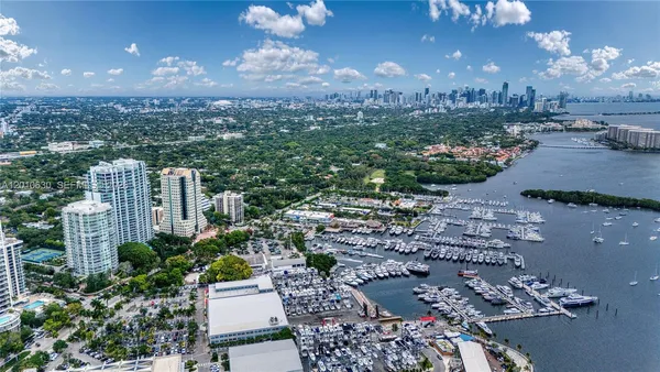 $10,000 | 2575 South Bayshore Drive, Unit 4A, Miami, FL 33133