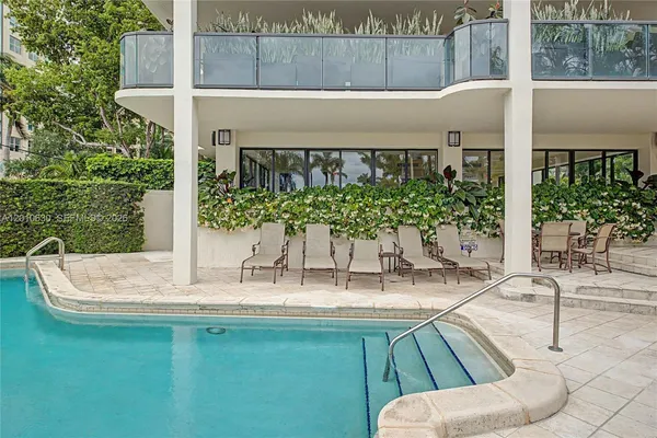 $10,000 | 2575 South Bayshore Drive, Unit 4A, Miami, FL 33133