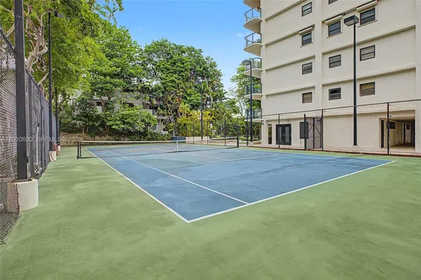 $10,000 | 2575 South Bayshore Drive, Unit 4A, Miami, FL 33133