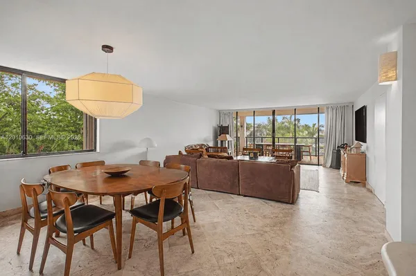 $10,000 | 2575 South Bayshore Drive, Unit 4A, Miami, FL 33133