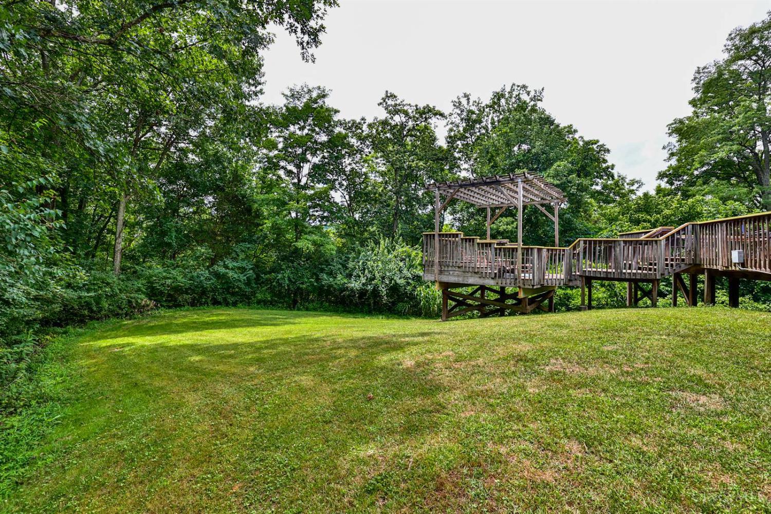 572 Locust Corner Road Cincinnati, OH 45245 - Photo 59 of 80 Gallery Image 59