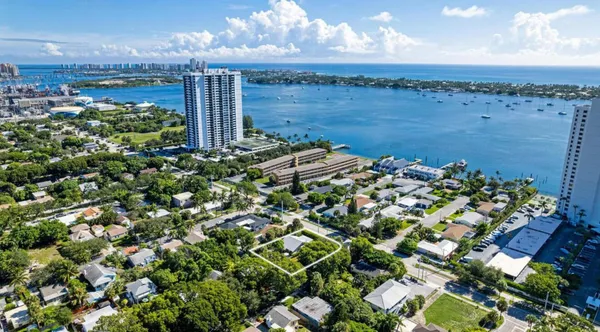 $6,000 | 5301 North Flagler Drive, West Palm Beach, FL 33407