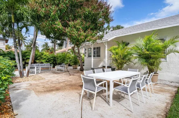 $6,000 | 5301 North Flagler Drive, West Palm Beach, FL 33407