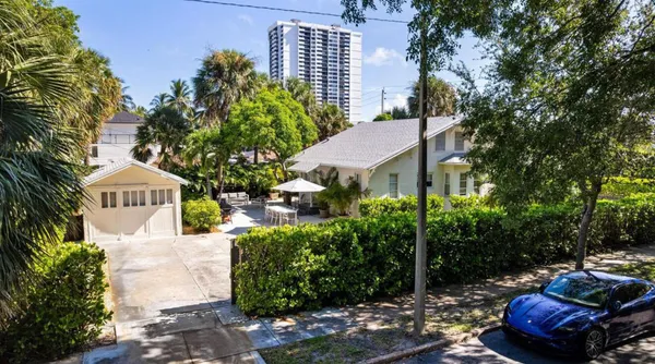 $6,000 | 5301 North Flagler Drive, West Palm Beach, FL 33407