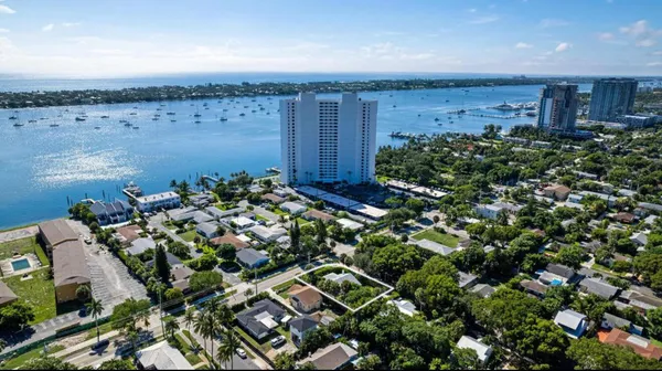 $6,000 | 5301 North Flagler Drive, West Palm Beach, FL 33407