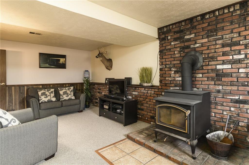 328 Sygan Road McDonald, PA 15057 - Photo 19 of 25 328 SYGAN FAMILY ROOM