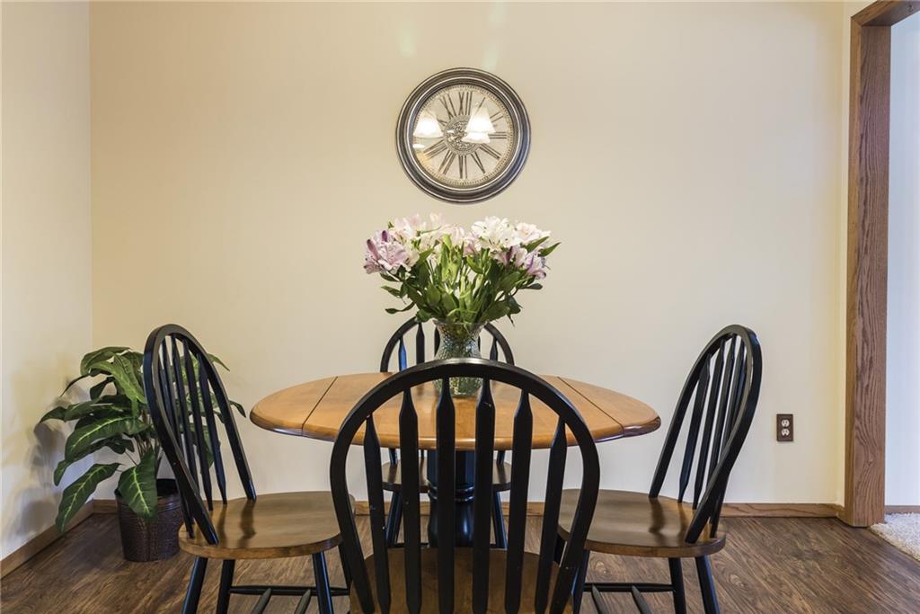 328 Sygan Road McDonald, PA 15057 - Photo 9 of 25 328 SYGAN DINING AREA
