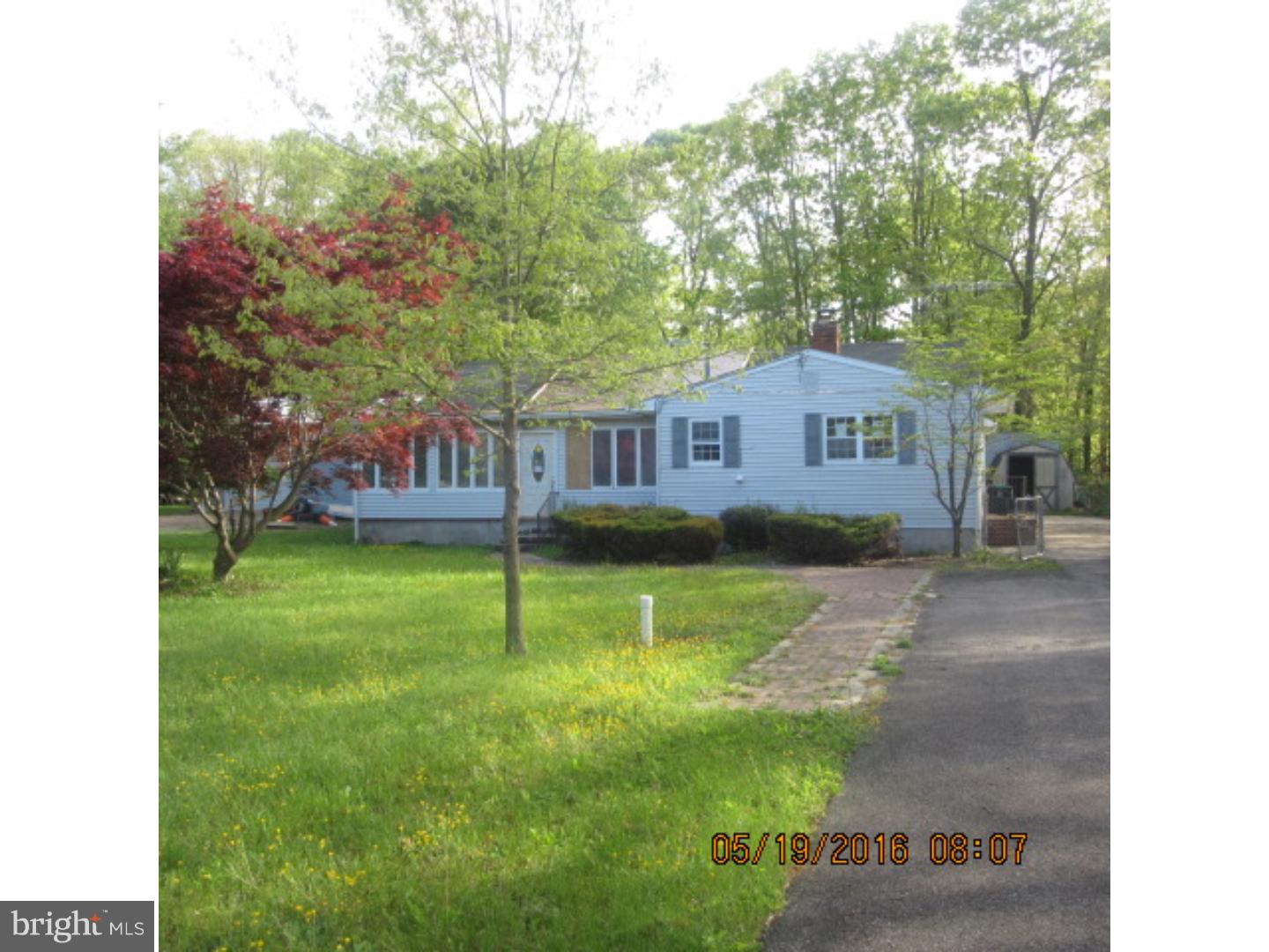 412 Angelow Road Berlin, NJ 08009 - Photo 1 of 12 Exterior