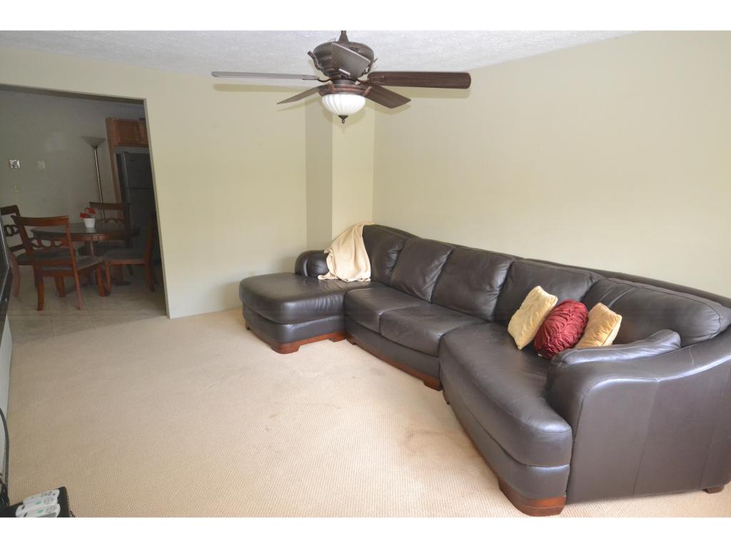 525 Calef Road, Unit 16 Manchester, NH 03103 - Photo 6 of 20