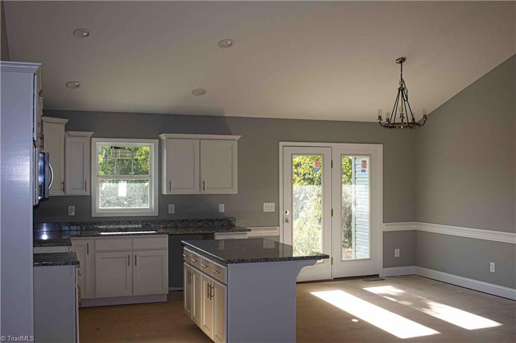 2304 Cunningham Road Thomasville, NC 27360 - Photo 5 of 20